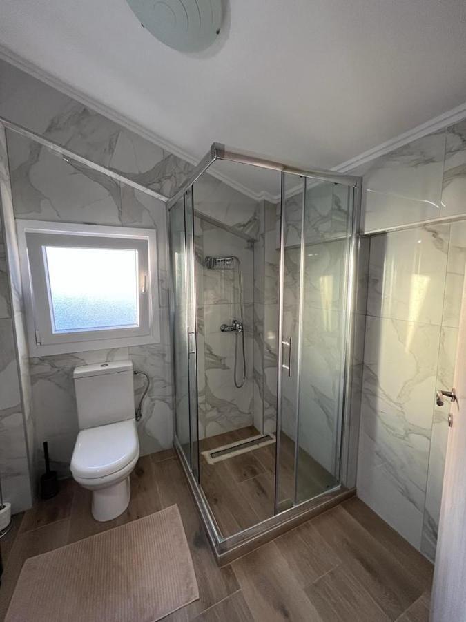 Blue Fish Luxury Villa Nikiti  Bagian luar foto